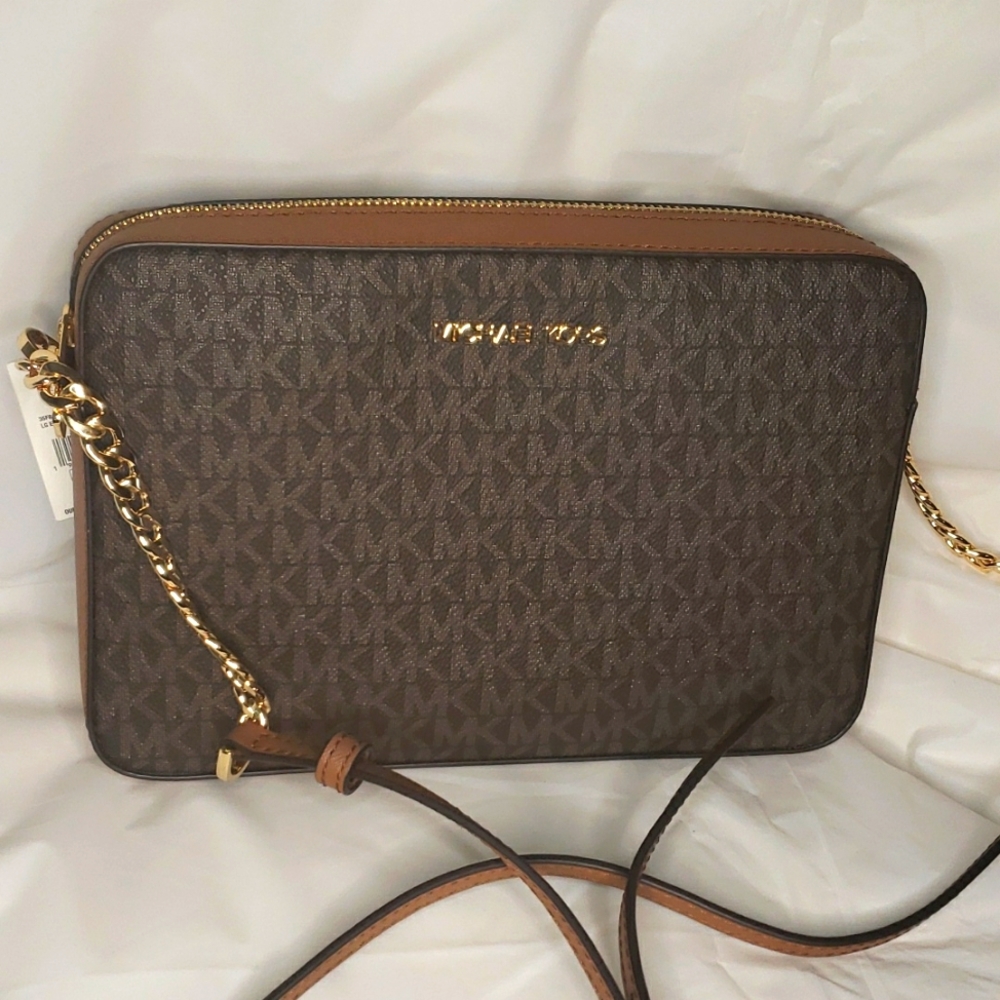 Michael Kors signature purse